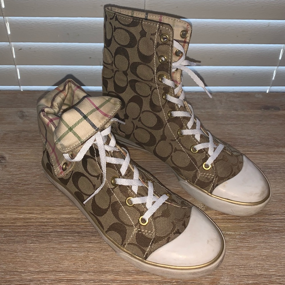 💞 Coach Convertible Sneakers